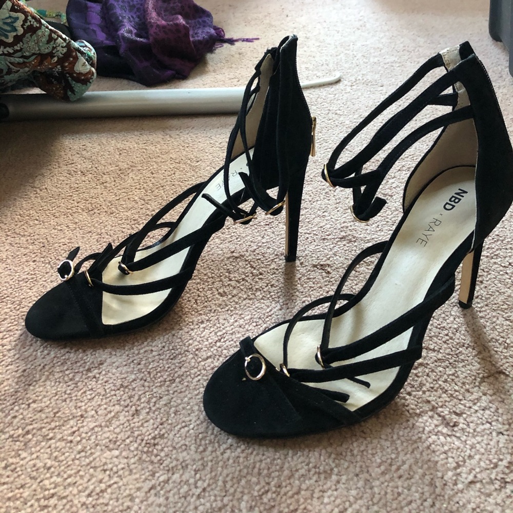 Black heels 9.5 never worn
